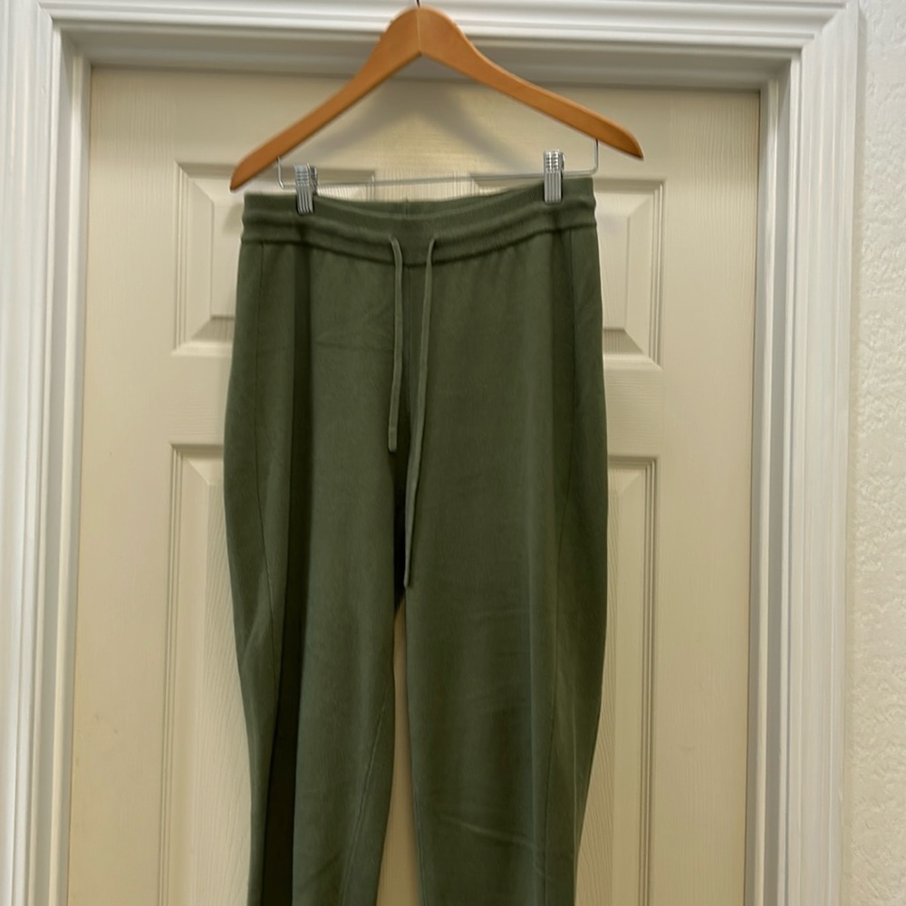 Lunya Cozy Cotton Silk Jogger Pants M Green
